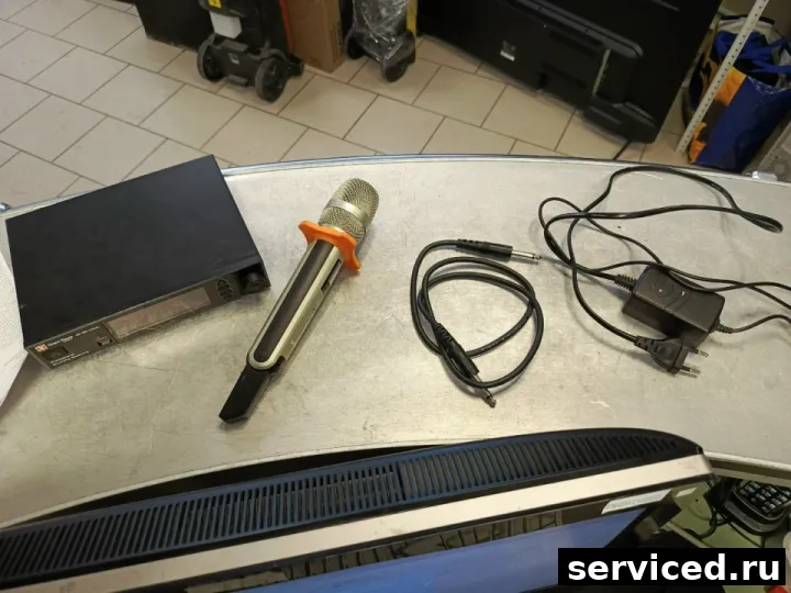 Микрофон  Direct Power DP-200