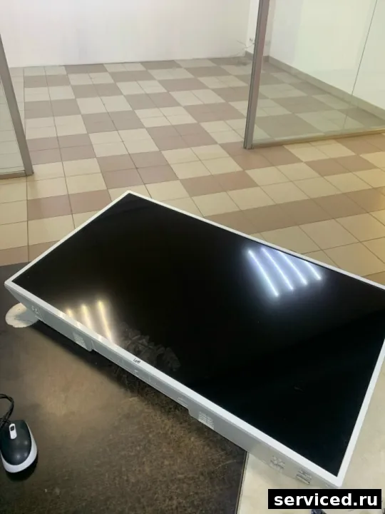 LCD/TFT телевизор 33-40" Leff 40F541T